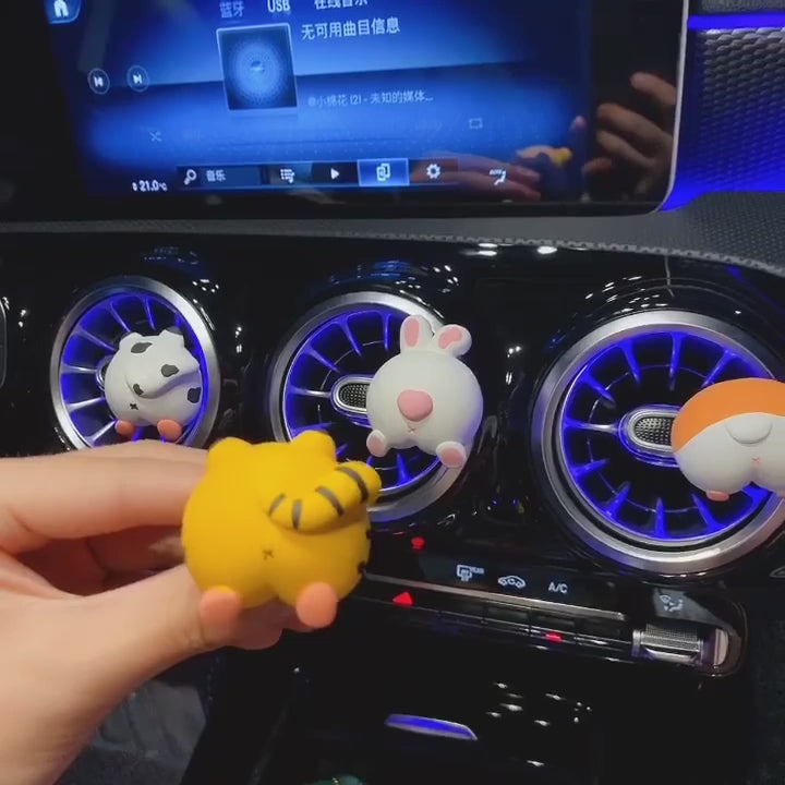 Cute Vent Aromatherapy Clip: Playful Car Interior Decor